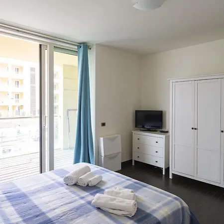 Sunny See Docklands By Wonderful Italy * Savona